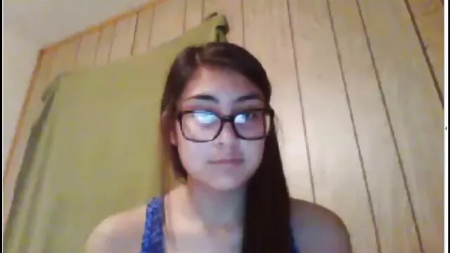 Nóng khiêu dâm, không giấy đăng ký  Gầy tóc vàng cảm thấy một fim sec thu lớn vòi nước trong mình