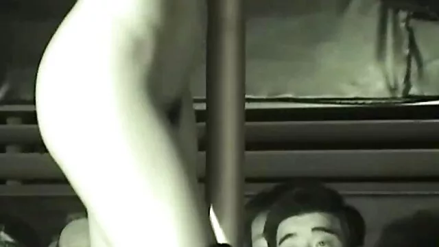 Nóng khiêu dâm, không giấy đăng ký  Chàng chị một đẹp Tây Ban Nha gà con trong xem phim sec cho những phòng thể dục