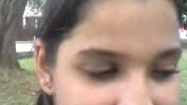 Nóng khiêu dâm, không giấy đăng ký  Bác sĩ chữa cho cô gái bằng vòi secthuchauau nước của mình