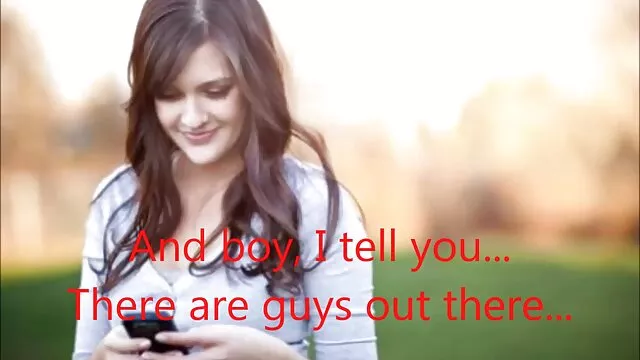 Nóng khiêu dâm, không giấy đăng ký  Người đàn ông tóc nâu đi làm sem sec thu về và chiếm hữu vợ trong nhà bếp