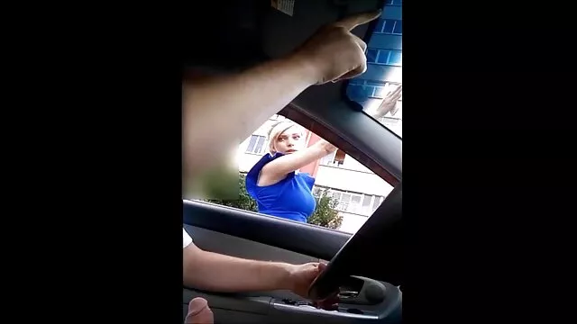 Nóng khiêu dâm, không giấy đăng ký  Đẹp brunette rên rỉ với mọi chuyển sec nguoi choi cho động của vòi nước