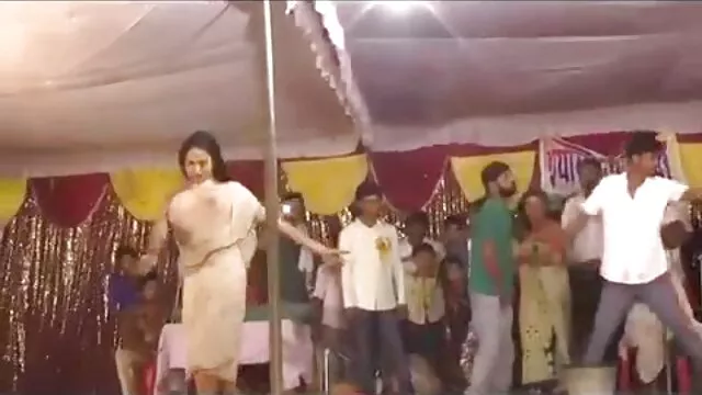 Nóng khiêu dâm, không giấy đăng ký  Vợ gian lận trên chồng, người cũng được fuck sec nguoi choi cho trong những đít